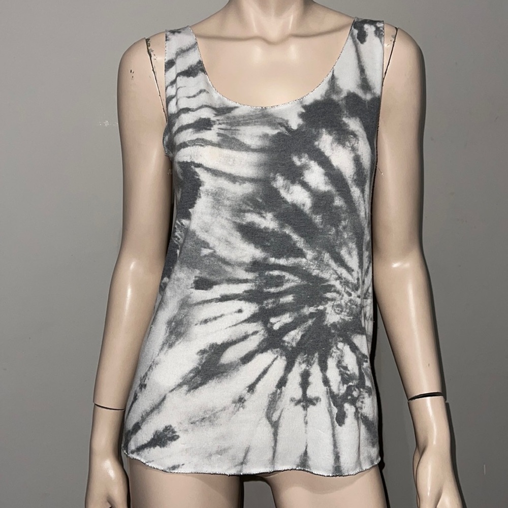 Free for Humanity Tie Dye Top S